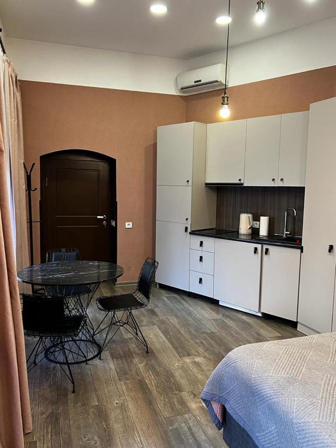 Chikhi Apartment Tbilisi ภายนอก รูปภาพ